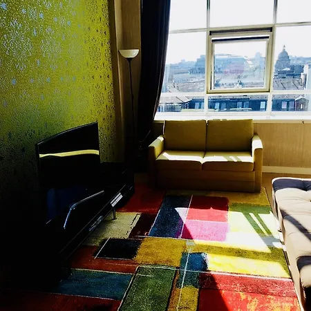 アパート City Center Flat With Parking