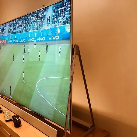 Station Skyline With Parking 格拉斯哥