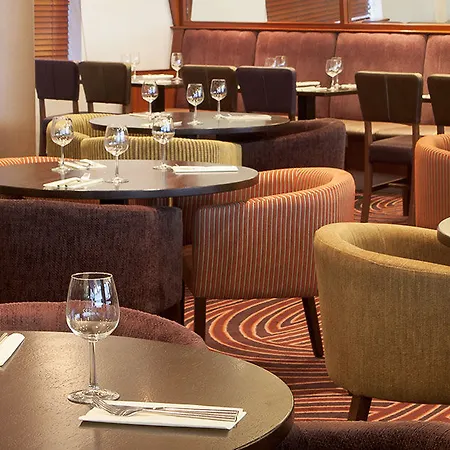 Leonardo Royal Hotel 4*