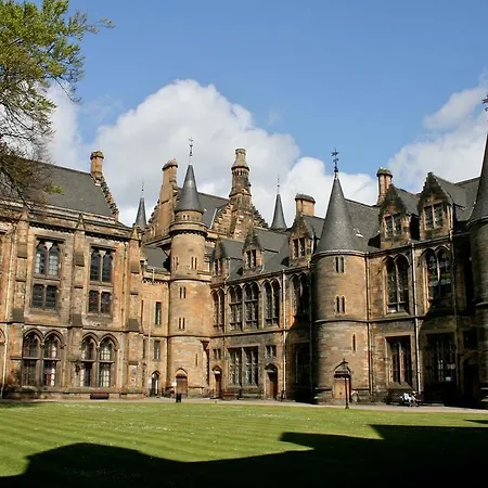 The Georgian House 2*