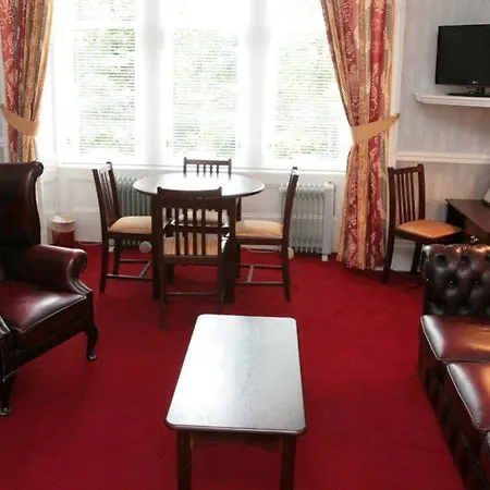 Embassy Apartamento *