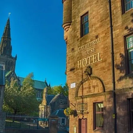 Celentano's Restaurant With Otel Glasgow