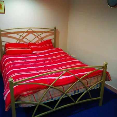 Hostel Alba