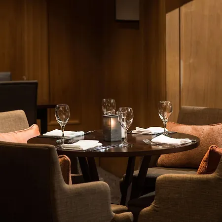 West By Compass Hospitality 酒店 3*