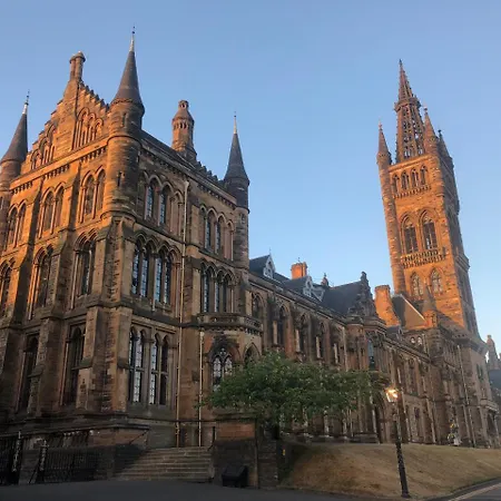 Apartment Anchored - Unique In Glasgow's West End *