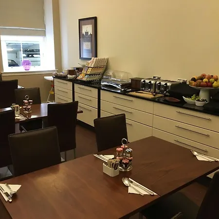 Fraser Apartmanhotel 4*