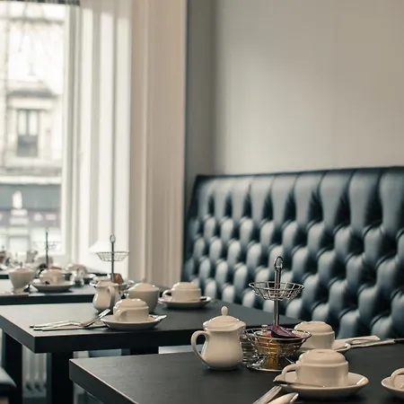 Szálloda Royal West End 3*