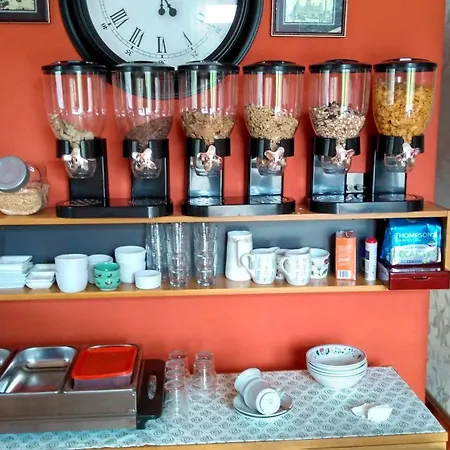 Bed & Breakfast Azalea House 4*