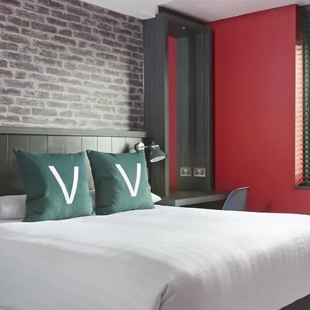 Village Hotel 4*
