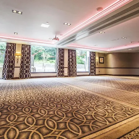 Parklands & Country Club Hotel