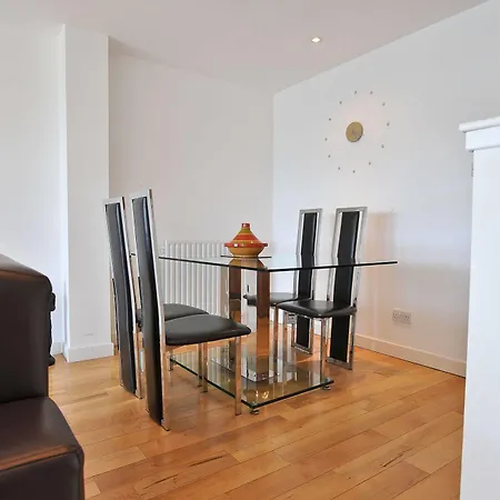 Executive 7 Apartment *