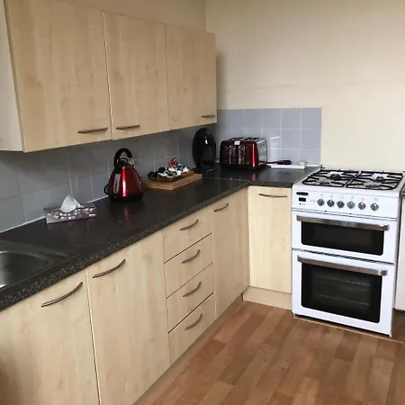 Apartment City Centre Suites Bucceluch Street