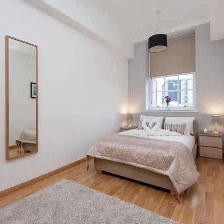 City Flats Apartment