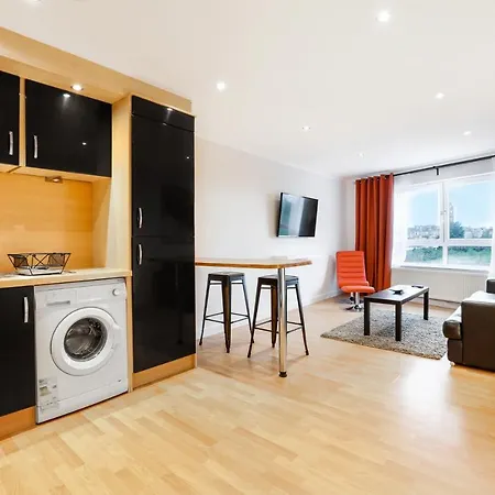 Vkm Apartment Glasgow