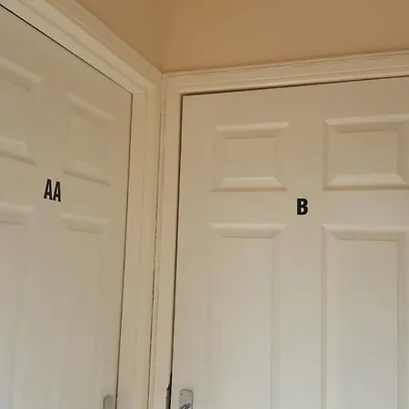 My House Barrowland A With Free Parking Apartment *