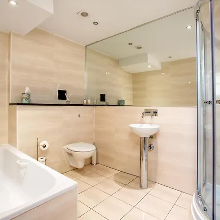 Blythswood Square Apartment Glasgow