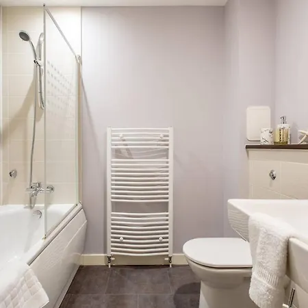 Chic & Quiet City Centre Apt! Appartamento Glasgow