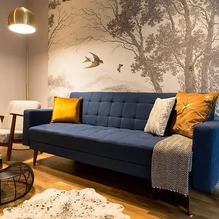 Chic & Quiet City Centre Apt! Appartamento *