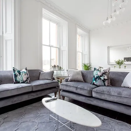 Holiday home Luxury 4 Bed Townhouse In Prestigious West End
