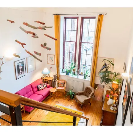 Beautifully Kept Mezzanine Flat ★school Of Art★ Apartment *