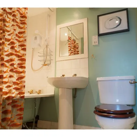 Beautifully Kept Mezzanine Flat ★school Of Art★ Glasgow