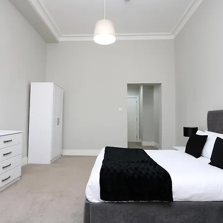 Apartment 219 Saint Vincent Street *