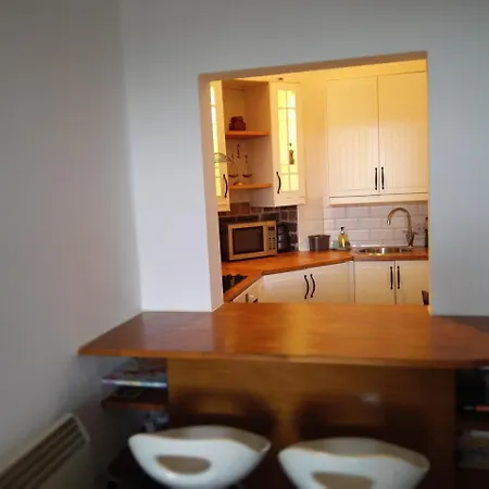 Apartment Traditional West End Hydro *
