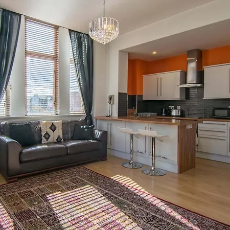 Stunning 2 Bed Flat In The Heart Of Merchant City Apartment *