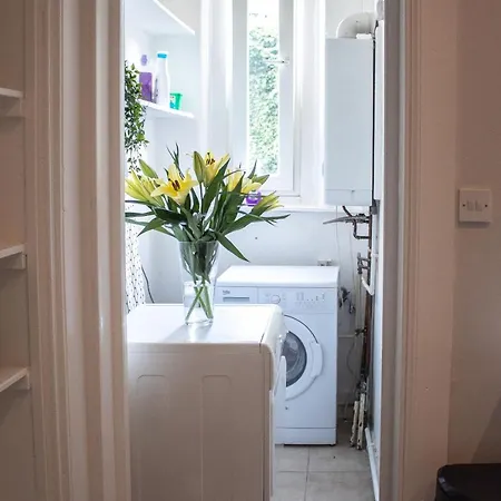 Anchored - Spacious In Glasgow's Southside * Glasgow