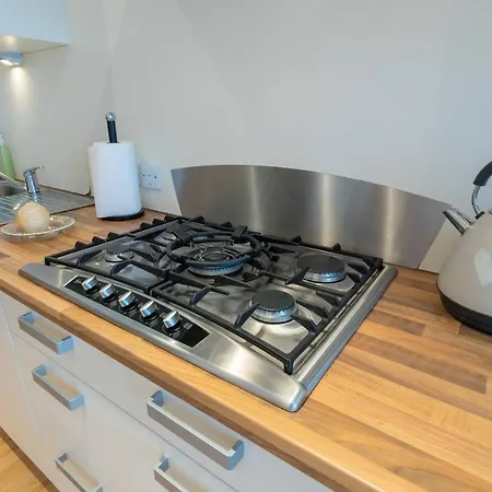 Appartamento 2 Bedroom Luxury In West End *