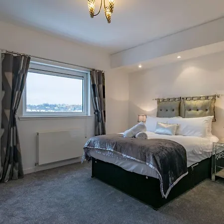 Apartment 2 Bedroom Luxury In West End Glasgow