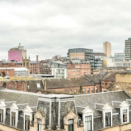 1 Bedroom Luxury - Central *