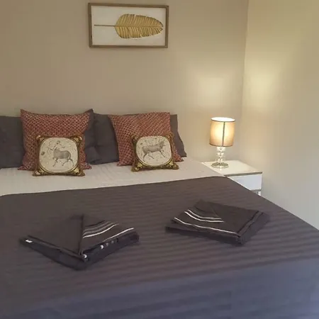 Dragon - Muirdrum House 3 Bedroom Appartamento Glasgow