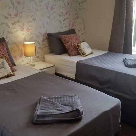 Dragon - Muirdrum House 3 Bedroom Appartamento
