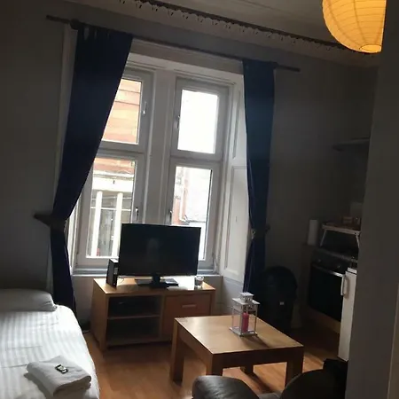 36 Otago Street Apartment *