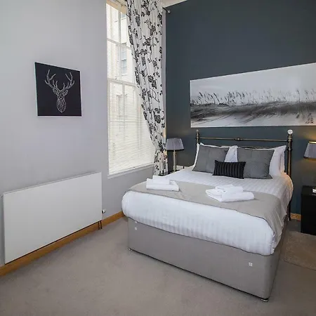 The Merchants Pad Apartment