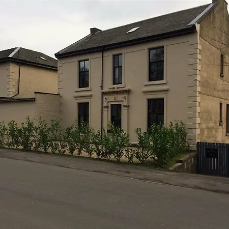 Crosshill House 4* Glasgow