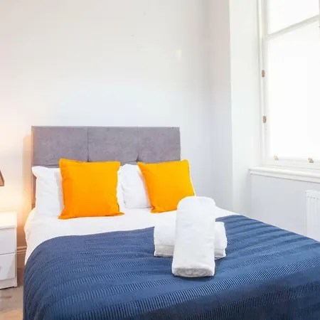 Bright 2 Bedroom In Central Location Appartamento Glasgow