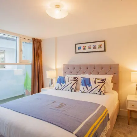 Luxury City In Ideal Central Location *