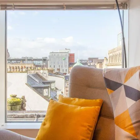 Luxury City In Ideal Central Location Glasgow