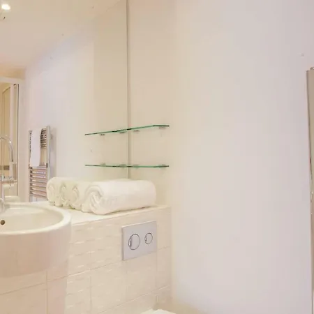 Luxury City In Ideal Central Location