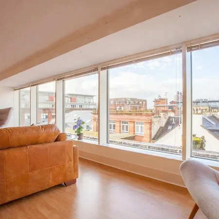 Luxury City In Ideal Central Location *