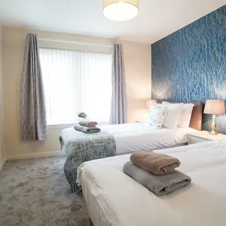 Lomond Serviced Apartments- Emirates Apartment Glasgow