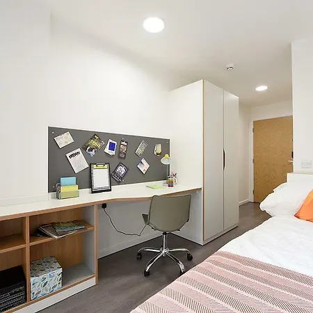 Dobbie's Point- Campus Glasgow