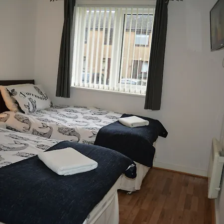 Glasgow Green Apartments *