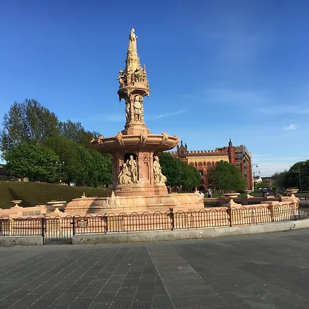 Glasgow Green Apartments