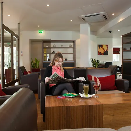 Express - Glasgow Airport By Ihg 3*
