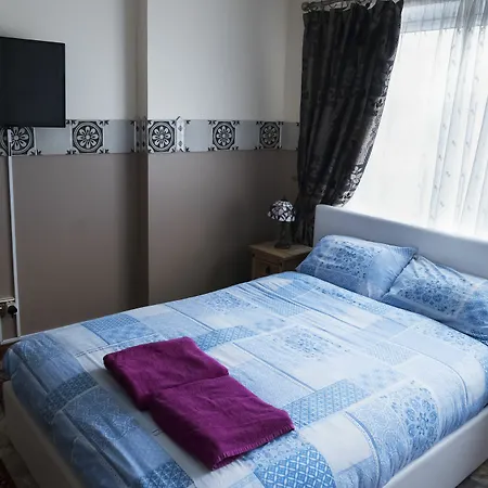 Lakasbah Apartment *