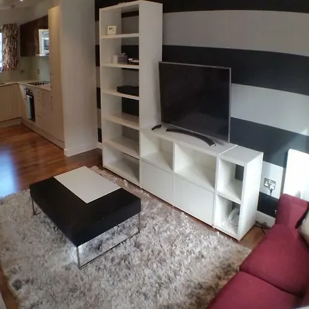 Buchanan Street 3 Bedroom * Glasgow
