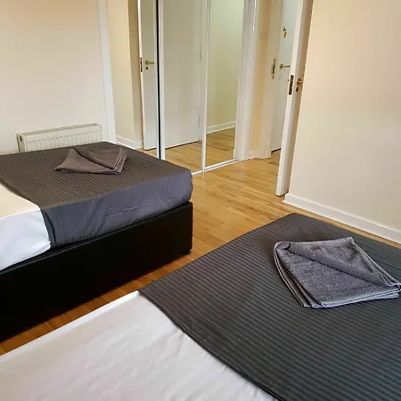 Great Western Road - 2 Bedroom Lägenhet *